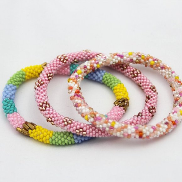 Set of 3 Crocheted Glass Bead Stacking Bracelets NWoT - Picture 3 of 7
